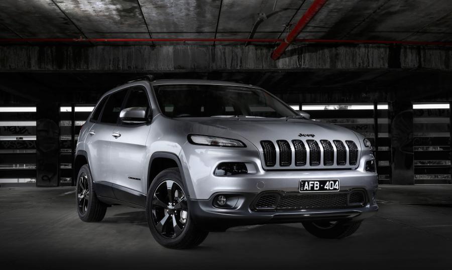  Jeep Cherokee Blackhawk 2015 года  (фото 3 из 6)